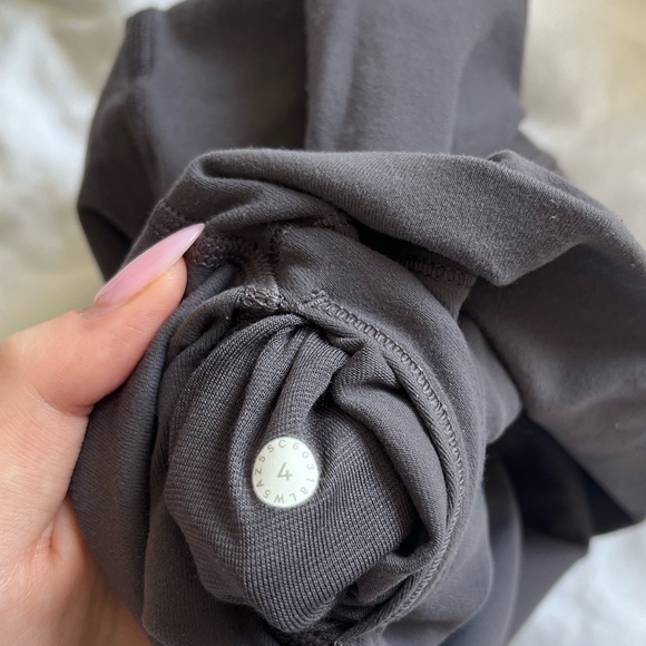 Lululemon Wunder Under 28" leggings in moonstone grey - Picture 3 of 3